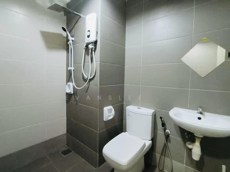 Service Residence for Rent at 3 Elements - Evanslee . - Bathroom - PropertyGuru.com.my