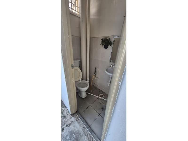 Shop / Office for Rent in Taman Shamelin Perkasa (Cheras) - RIZ1 . - Bathroom - PropertyGuru.com.my