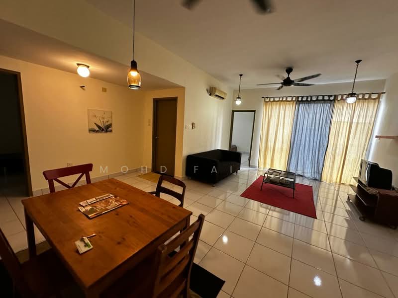 Condominium for Sale at Cyberia Crescent 2 - Mohd Faizal - Living Room - PropertyGuru.com.my