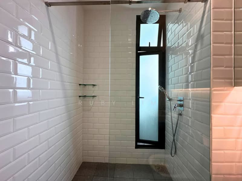 Service Residence for Sale at Serviced Residence @ Shaftsbury Putrajaya - Ruby Lim - Bathroom - PropertyGuru.com.my