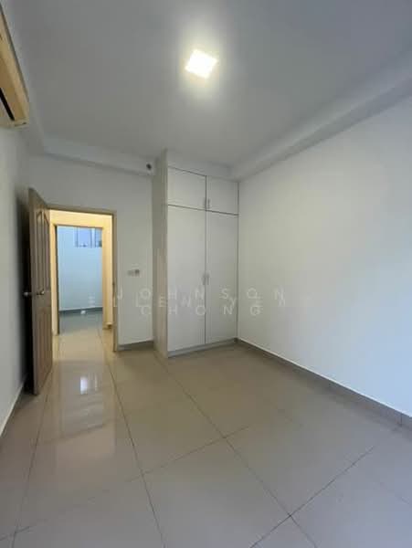 Apartment for Sale at Austin Suites (Permata Austin) - Johnson Chong - Interior - PropertyGuru.com.my