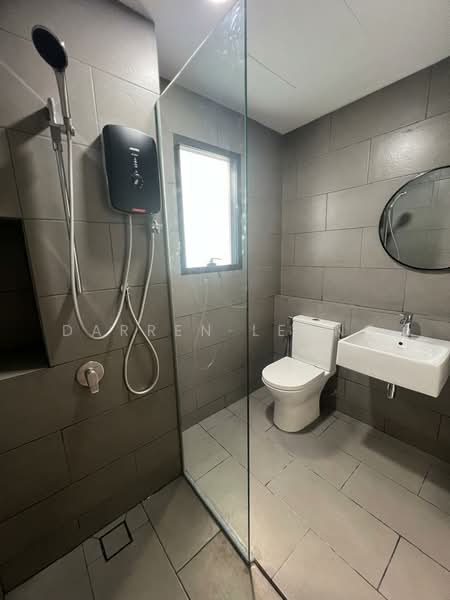 Servis Apartment untuk Disewa di Maya Ara Residences - Darren Leong - Bathroom - PropertyGuru.com.my