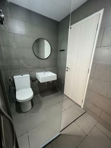 Servis Apartment untuk Disewa di Maya Ara Residences - Darren Leong - Bathroom - PropertyGuru.com.my
