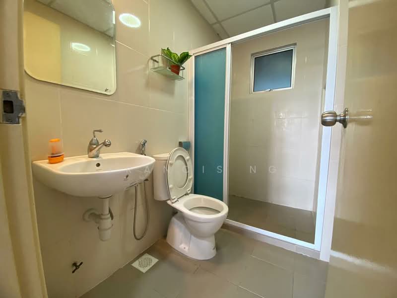 Kediaman Servis untuk Disewa di OUG Parklane - Francis Ng - Bathroom - PropertyGuru.com.my