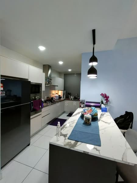 Servis Apartment untuk Disewa di Bsp Skypark - Salawati Busro - Kitchen - PropertyGuru.com.my