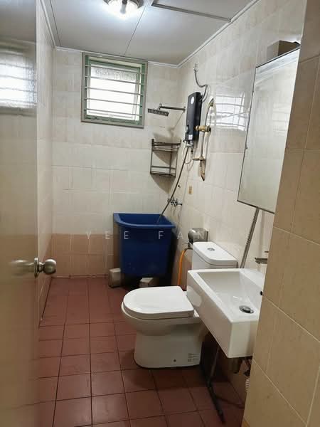 Condominium for Rent at Koi Tropika - Yee Fang - Bathroom - PropertyGuru.com.my