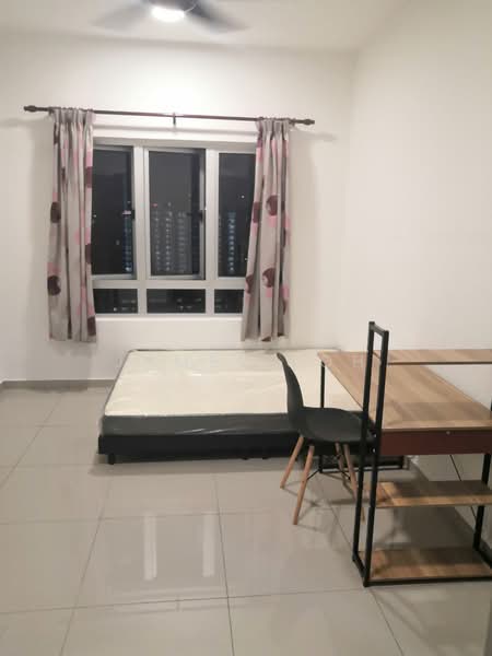 Condominium for Sale at The Edge Residence - James Loh - Bedroom - PropertyGuru.com.my