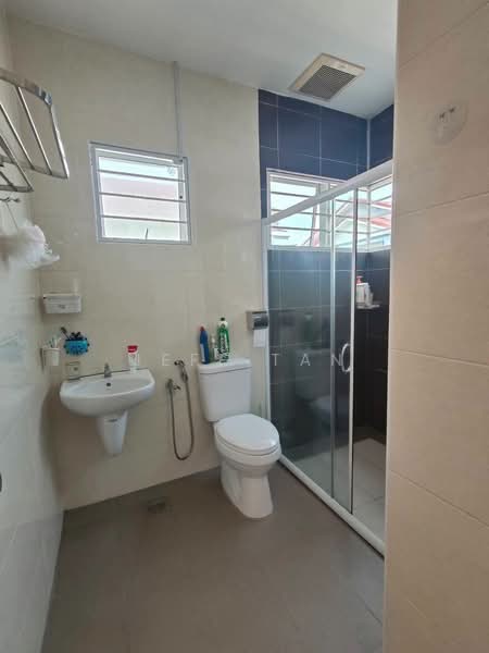 2-storey Terraced House for Sale in Ipoh (Perak) - Jeff Tan - Bathroom - PropertyGuru.com.my