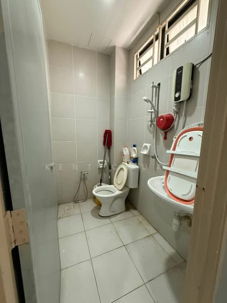 2-storey Terraced House for Sale in Taman Mesra Permai (Butterworth) - Kent Chuah - Bathroom - PropertyGuru.com.my
