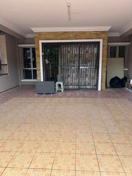 2-storey Terraced House for Rent in Seksyen 23 (Shah Alam) - Salawati Busro - Exterior - PropertyGuru.com.my