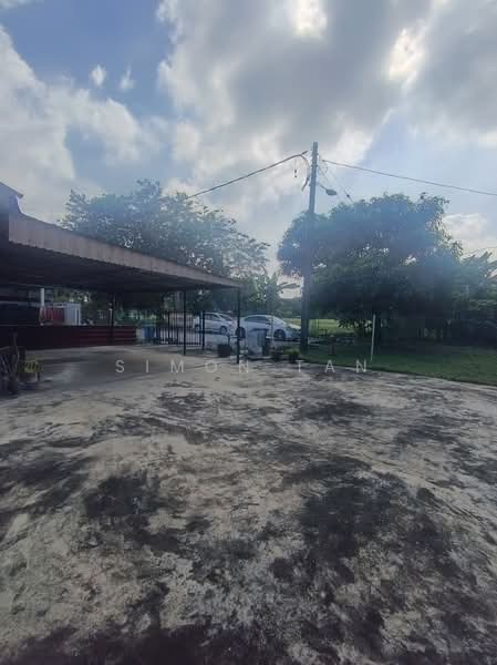 1-storey Terraced House for Sale in Seksyen 18 (Shah Alam) - Simon Tan - Exterior - PropertyGuru.com.my