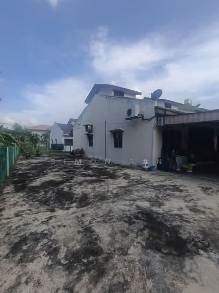1-storey Terraced House for Sale in Seksyen 18 (Shah Alam) - Simon Tan - Exterior - PropertyGuru.com.my