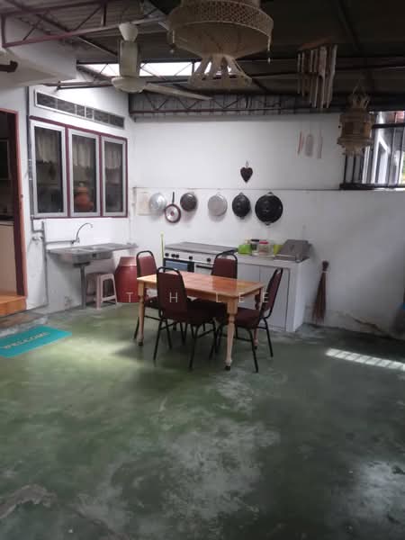 2-storey Terraced House for Sale in Klang (Selangor) - T.H Lee - Kitchen - PropertyGuru.com.my