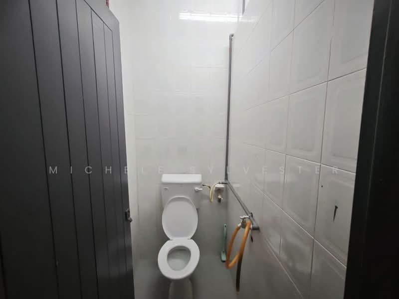 Rumah Teres 1 Tingkat untuk Dijual di Taman Ungku Tun Aminah (Skudai) - Michele Sylvester - Bathroom - PropertyGuru.com.my