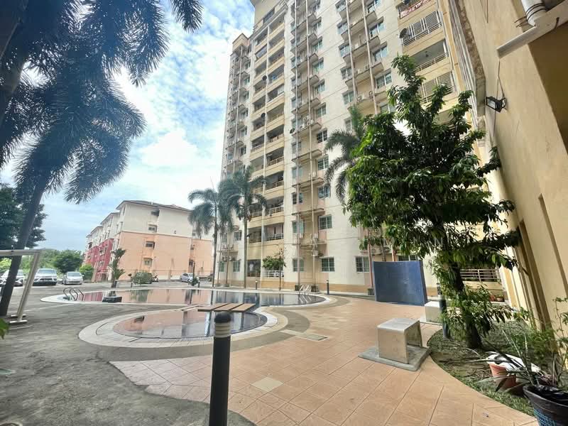 Pangsapuri untuk Dijual di Vistaria - Nazrin Hakimin - Exterior - PropertyGuru.com.my