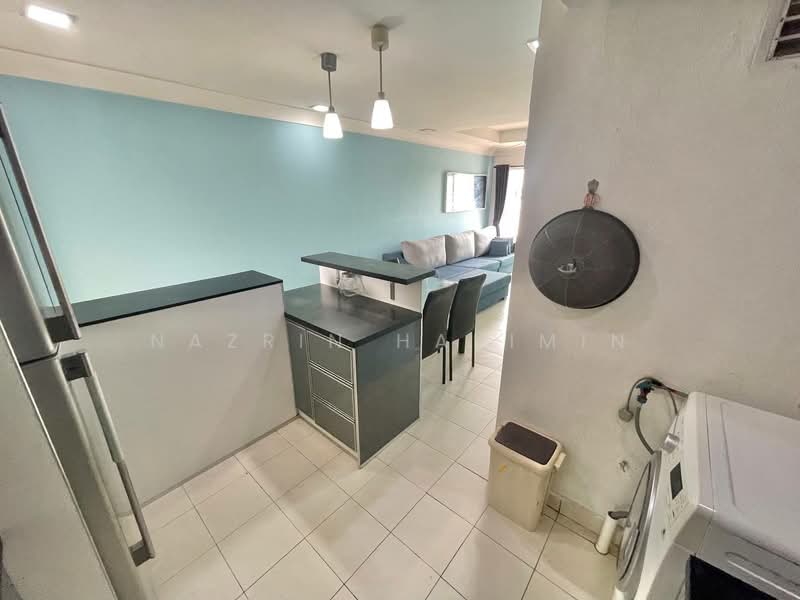 Pangsapuri untuk Dijual di Vistaria - Nazrin Hakimin - Living Room - PropertyGuru.com.my