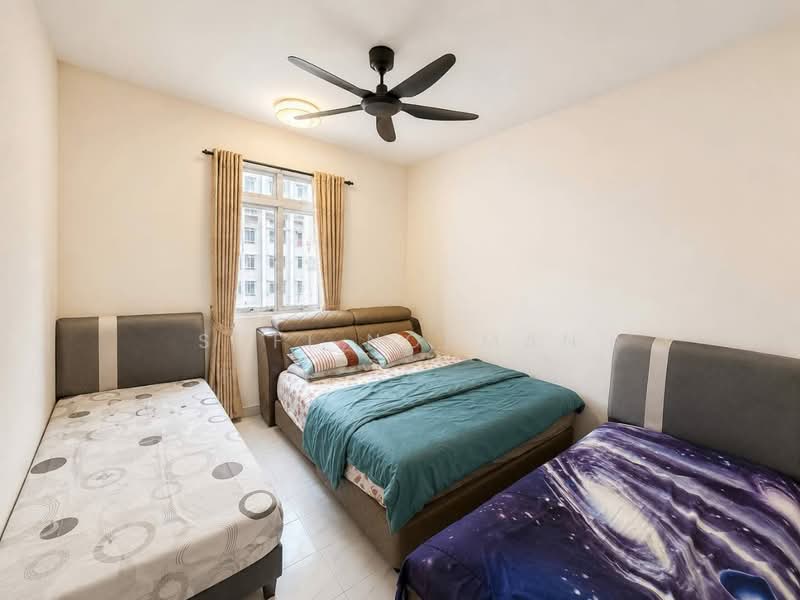 Pangsapuri untuk Dijual di Denai Nusantara Apartment - Sufi Norman - Bedroom - PropertyGuru.com.my