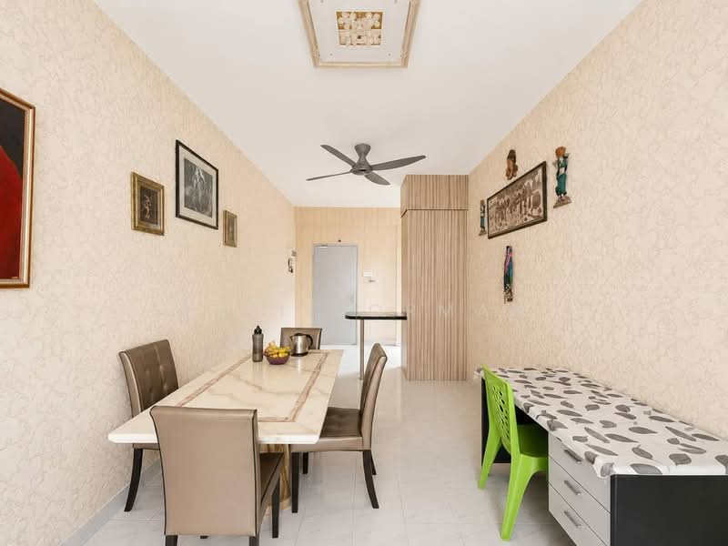 Pangsapuri untuk Dijual di Denai Nusantara Apartment - Sufi Norman - Dining Room - PropertyGuru.com.my