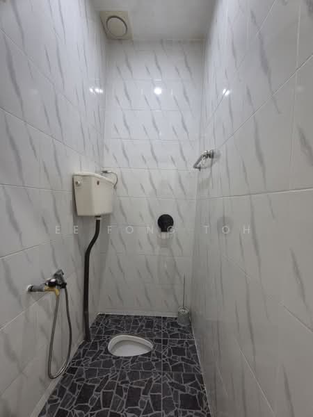 Rumah Teres 1 Tingkat untuk Dijual di Taman Sri Pulai Perdana (Skudai) - Ee Fong Toh - Bathroom - PropertyGuru.com.my