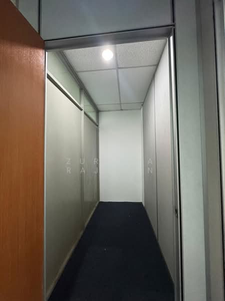Office for Rent in KLCC (KL City Centre) - Zuraina Rajudin - Corridor - PropertyGuru.com.my