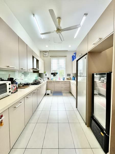 Bungalow for Sale in Ukay Seraya (Ampang) - Ammeer Nadzrai - Kitchen - PropertyGuru.com.my