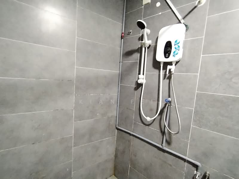 Servis Apartment untuk Disewa di Empire Damansara - Kian Fei - Bathroom - PropertyGuru.com.my