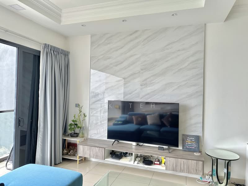 Kondominium untuk Dijual di Skyvilla @ D'Island - Lok Teh - Living Room - PropertyGuru.com.my