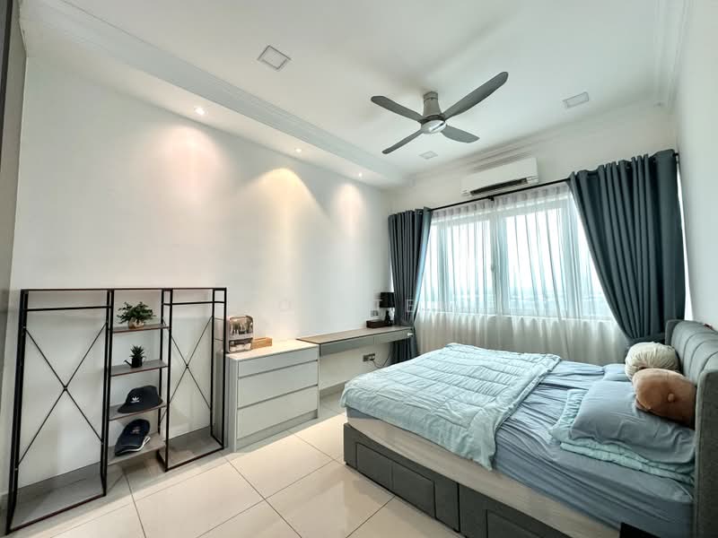 Kondominium untuk Dijual di Skyvilla @ D'Island - Lok Teh - Bedroom - PropertyGuru.com.my