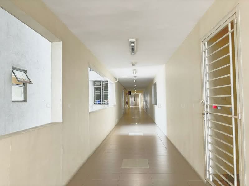 Service Residence for Sale at Platinum Lake PV 21 - Cik Maya Abdul - PropertyGuru.com.my