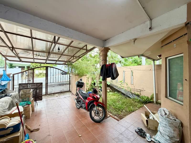 Rumah Teres 1 Tingkat untuk Dijual di Jalan Klang Lama (Old Klang Road) (Kuala Lumpur) - Ammeer Nadzrai - Exterior - PropertyGuru.com.my