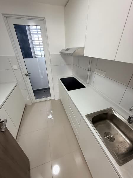 Service Residence for Rent at Vista Tiara (MBW Bay) - Eldwin Soh - Kitchen - PropertyGuru.com.my