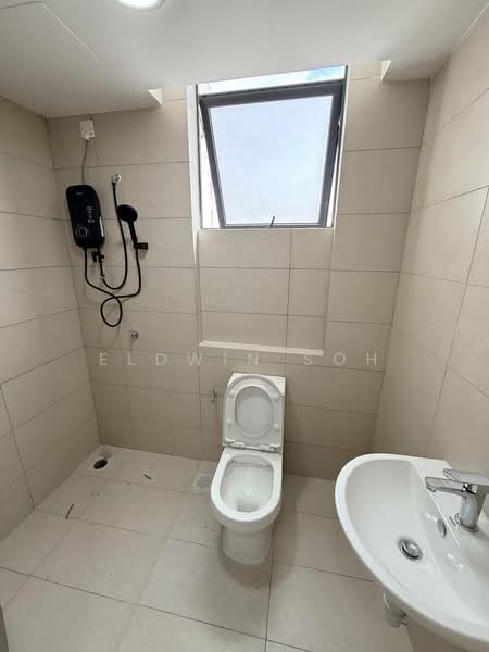 Service Residence for Rent at Vista Tiara (MBW Bay) - Eldwin Soh - Bathroom - PropertyGuru.com.my
