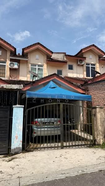 Rumah Teres 2 Tingkat untuk Dijual di Taman Bestari Indah (Ulu Tiram) - Fu Heng Chong - Exterior - PropertyGuru.com.my