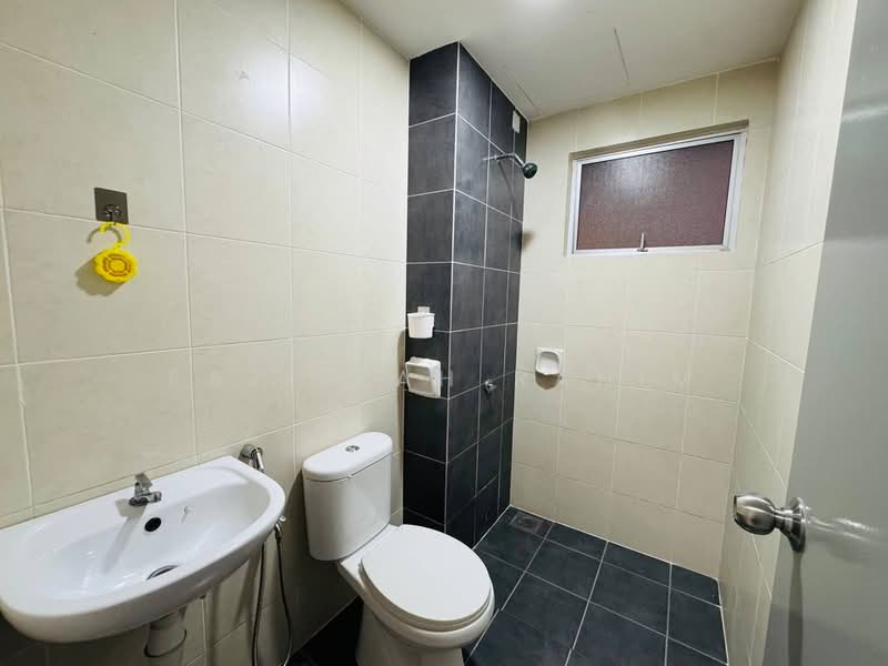 Rumah Bandar untuk Disewa di Kuala Selangor (Selangor) - Fazillah Rahim - Bathroom - PropertyGuru.com.my