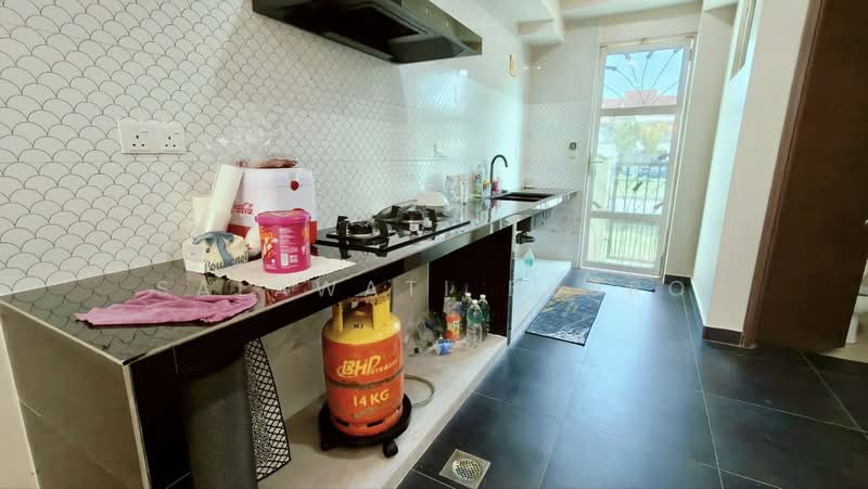 Terraced House for Rent in Alam Impian (Shah Alam) - Salawati Busro - Kitchen - PropertyGuru.com.my