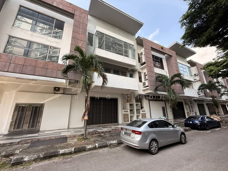 Kedai / Pejabat untuk Dijual di Taman Molek (Johor Bahru) - Fu Heng Chong - Exterior - PropertyGuru.com.my