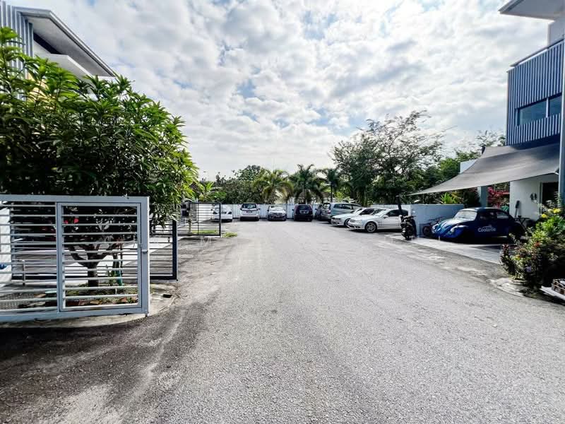 3-storey Terraced House for Sale in Kajang (Selangor) - Cik Maya Abdul - PropertyGuru.com.my