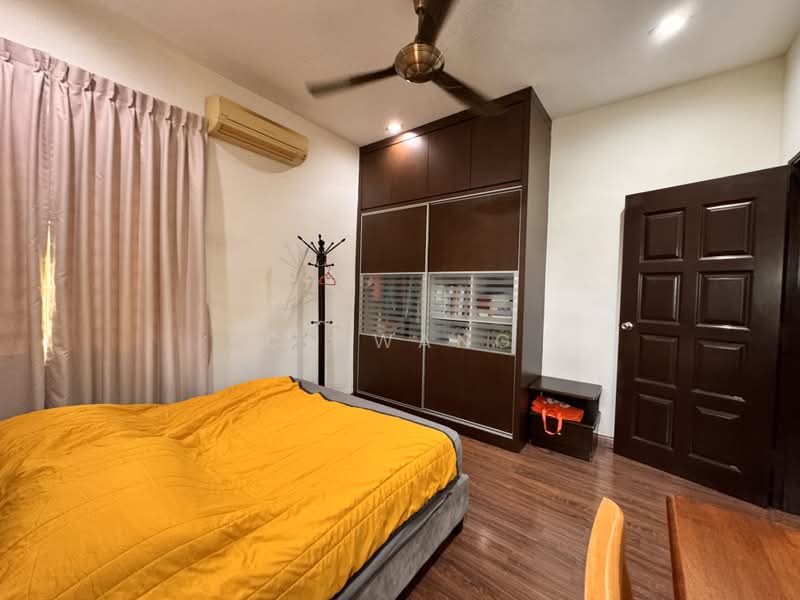 Rumah Berkembar untuk Dijual di Taman Pelangi (Johor Bahru) - CN Wang - Bedroom - PropertyGuru.com.my