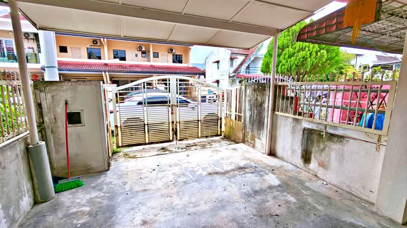 2-storey Terraced House for Sale in Taman Muda (Ampang) - Steven Tay - Exterior - PropertyGuru.com.my
