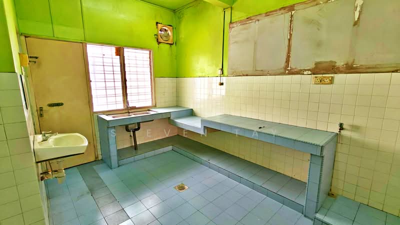 2-storey Terraced House for Sale in Taman Muda (Ampang) - Steven Tay - Kitchen - PropertyGuru.com.my