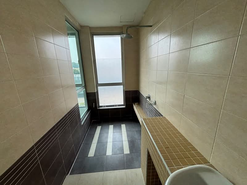 Kondominium untuk Disewa di Casa Indah 2 - Kian Fei - Bathroom - PropertyGuru.com.my