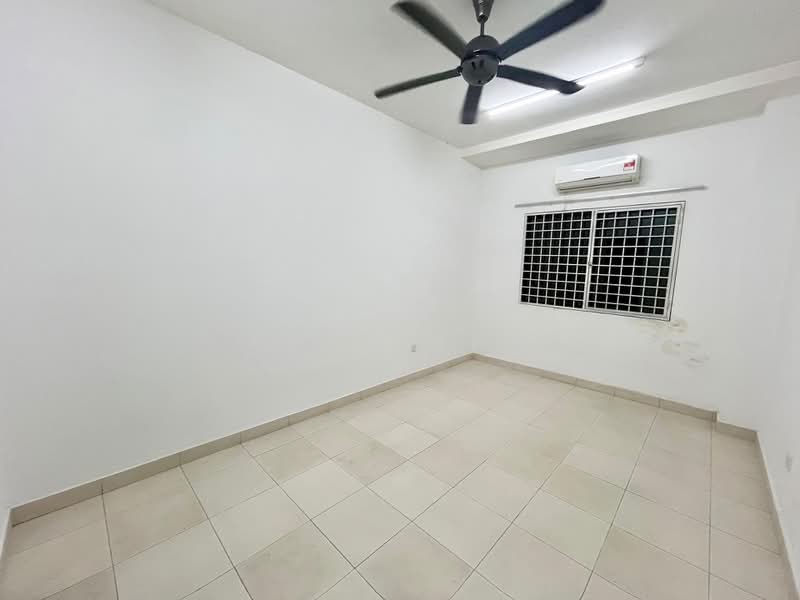 2-storey Terraced House for Sale in Setia Indah 12 (Setia Alam) - Fong Yan - Interior - PropertyGuru.com.my