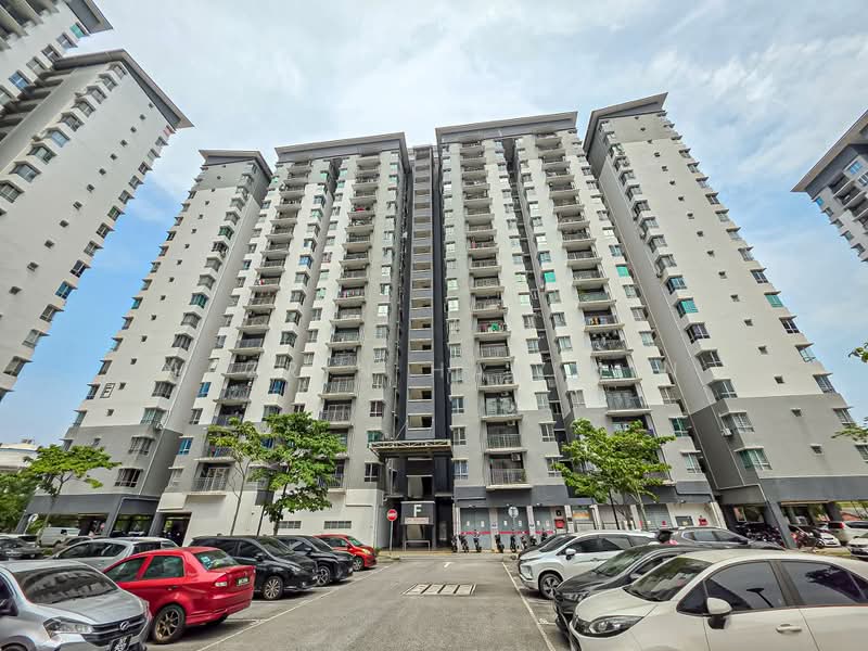 Pangsapuri untuk Dijual di Residensi Laguna Biru 2 - Nazrin Hakimin - Exterior - PropertyGuru.com.my