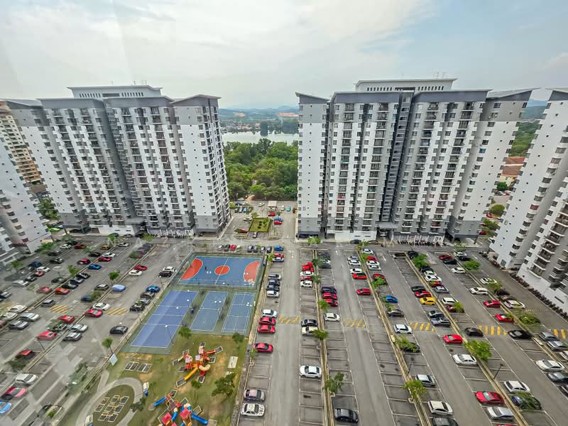 Pangsapuri untuk Dijual di Residensi Laguna Biru 2 - Nazrin Hakimin - Exterior - PropertyGuru.com.my