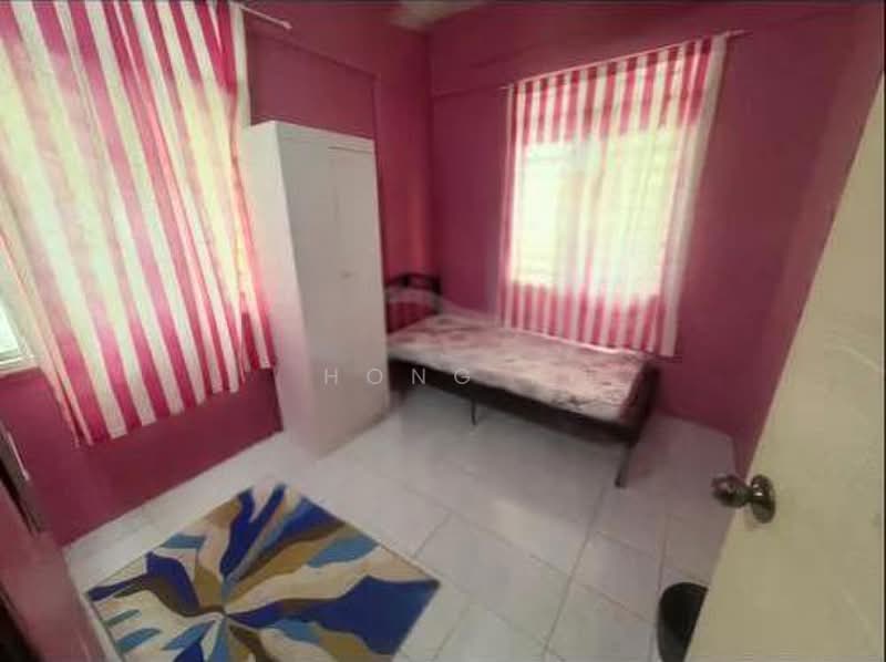 Pangsapuri untuk Disewa di Desa Bayan Apartment - Hong . - Bedroom - PropertyGuru.com.my