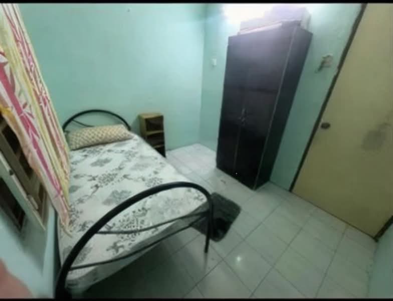 Pangsapuri untuk Disewa di Desa Bayan Apartment - Hong . - Bedroom - PropertyGuru.com.my
