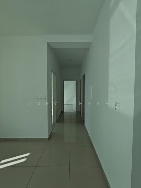 Condominium for Rent at Havana Beach Residences - Joey Cheah - Corridor - PropertyGuru.com.my