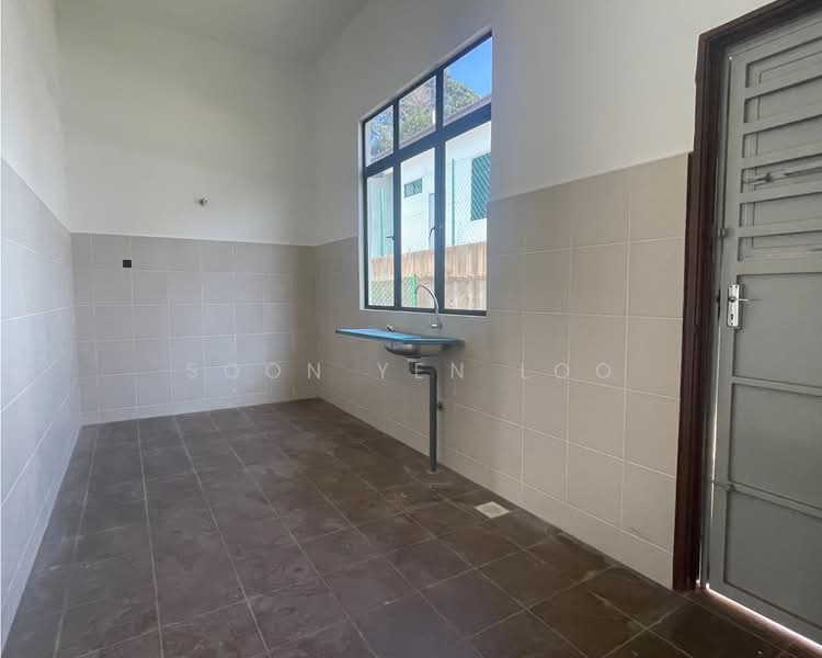 Rumah Berkembar untuk Dijual di Beserah (Pahang) - Kenny Loo - Kitchen - PropertyGuru.com.my