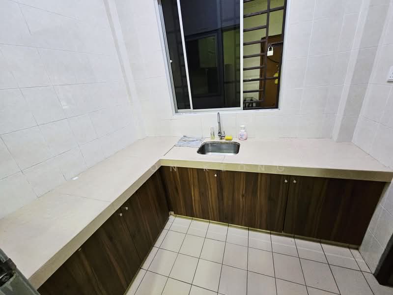 Rumah Teres 2 Tingkat untuk Dijual di Taman Puchong Tekali (Puchong) - Jason Keong - Kitchen - PropertyGuru.com.my
