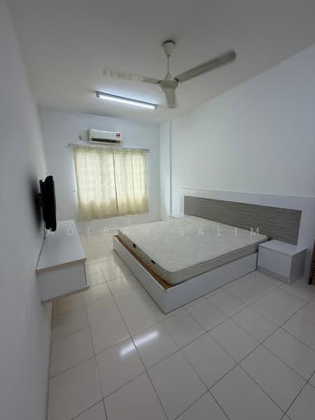 Townhouse for Sale in Bandar Utama (Selangor) - Adibah Salim - Bedroom - PropertyGuru.com.my